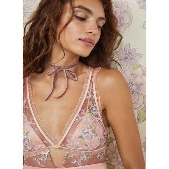 For Love and Lemons Euphoria Embroidered Slip Dress Pink Satin Mesh Small - Picture 3 of 14